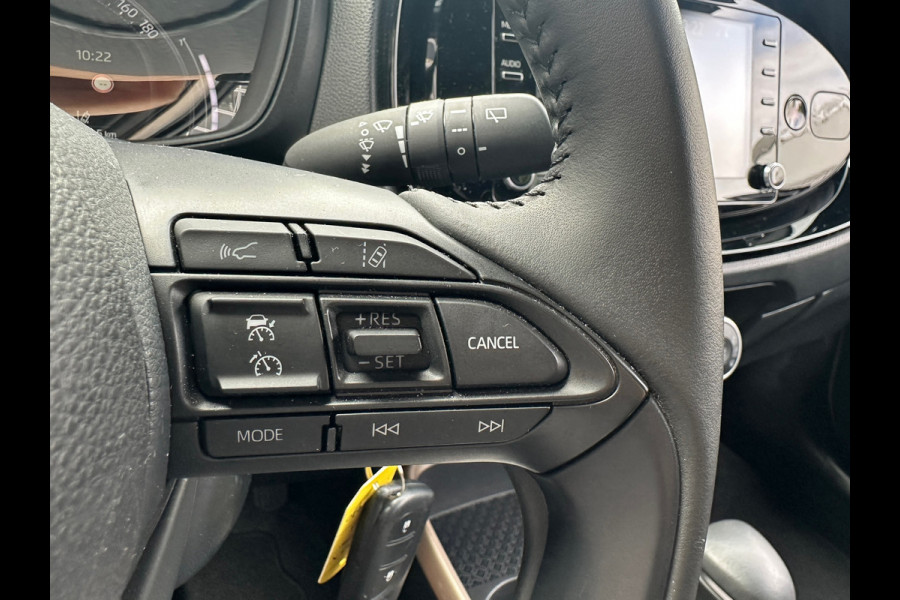 Toyota Aygo X 1.0 VVT-i S-CVT Pulse Bi-Tone Automaat