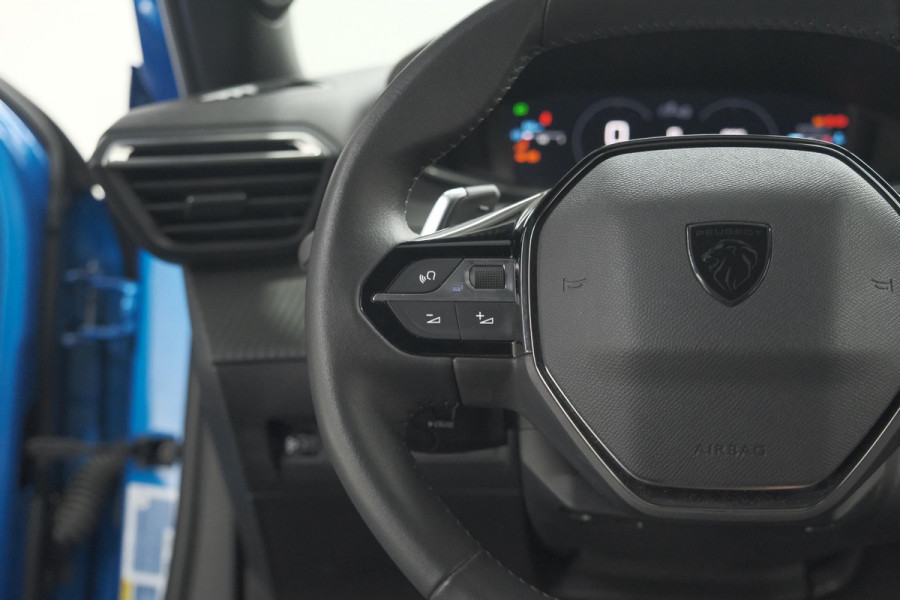 Peugeot 2008 PureTech 130 EAT8 Blue Lease Allure | Camera | Navigatie | Parkeersensoren | Apple Carplay