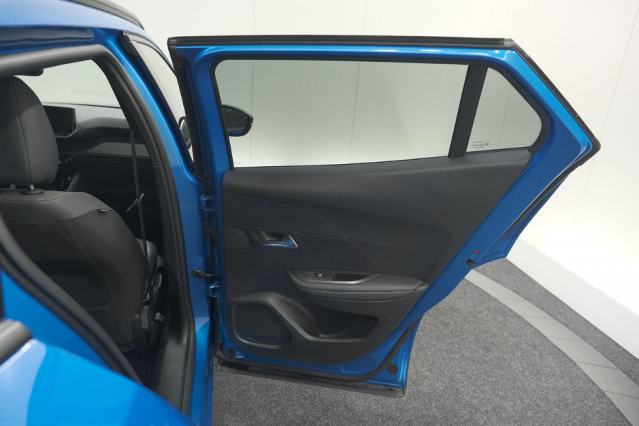 Peugeot 2008 PureTech 130 EAT8 Blue Lease Allure | Camera | Navigatie | Parkeersensoren | Apple Carplay