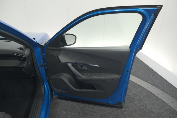 Peugeot 2008 PureTech 130 EAT8 Blue Lease Allure | Camera | Navigatie | Parkeersensoren | Apple Carplay