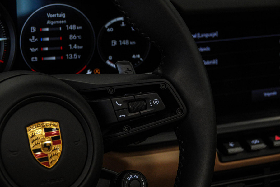 Porsche 911 Cabrio 3.0 Carrera 4 GTS *Sport-Design / Lift-Systeem / Vierwielbesturing / BOSE / Surround View / Keyless*