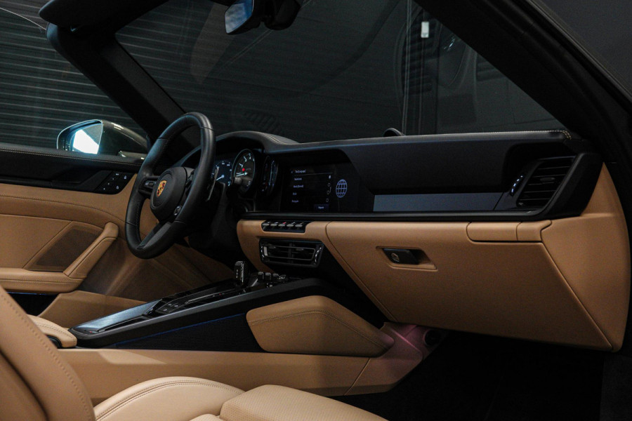 Porsche 911 Cabrio 3.0 Carrera 4 GTS *Sport-Design / Lift-Systeem / Vierwielbesturing / BOSE / Surround View / Keyless*