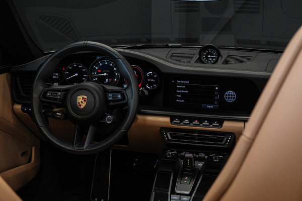 Porsche 911 Cabrio 3.0 Carrera 4 GTS *Sport-Design / Lift-Systeem / Vierwielbesturing / BOSE / Surround View / Keyless*
