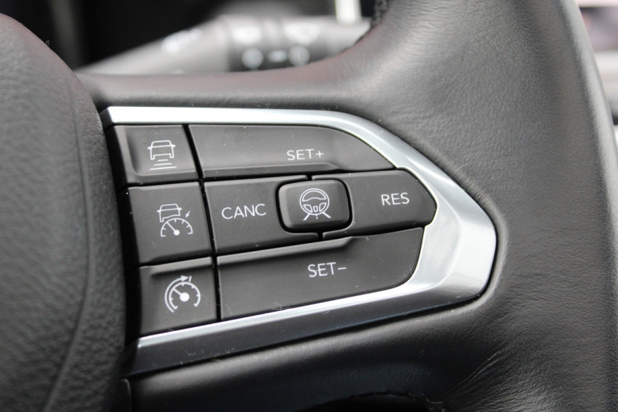Jeep Compass 4xe 190 Plug-in Hybrid Electric Limited | Panoramadak | LED | Winterpack | Trekhaak | Rijdende auto niet altijd aanwezig