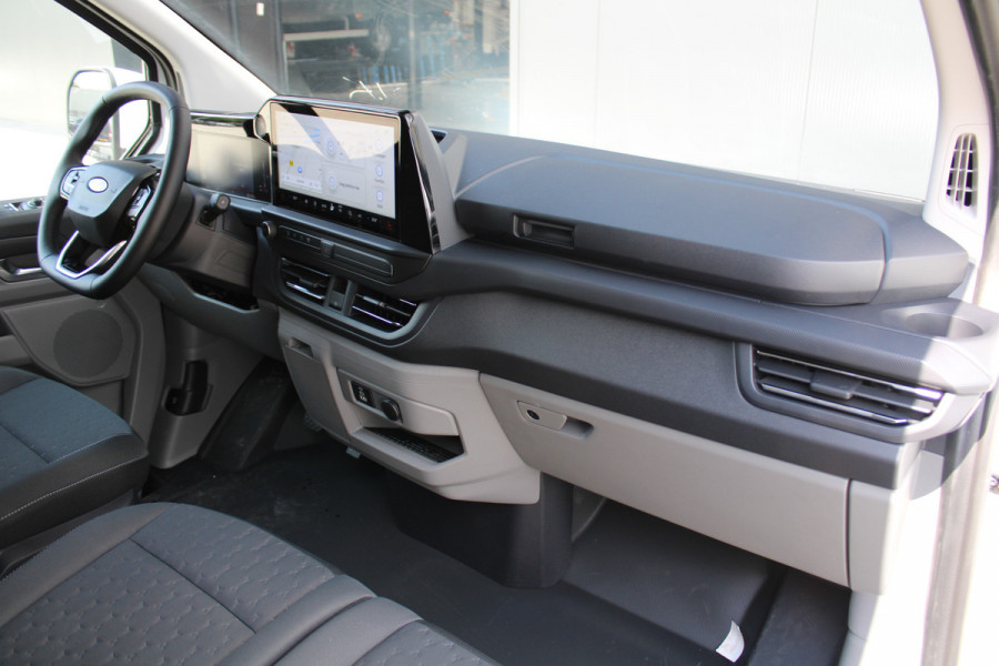 Ford Transit Custom 320 2.0 TDCI L2H1 Limited 170pk - 2x Schuifdeur - Adaptive Cruise - Verwarmd stuur - Blind spot - Navigatie - Camera - Draadloos