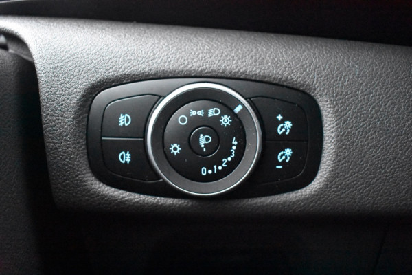 Ford Transit Custom 300 2.0 TDCI L2H1 Trend 136PK