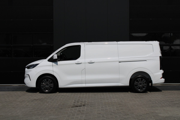 Ford Transit Custom 320 2.0 TDCI L2H1 Limited 170pk - 2x Schuifdeur - Adaptive Cruise - Verwarmd stuur - Blind spot - Navigatie - Camera - Draadloos