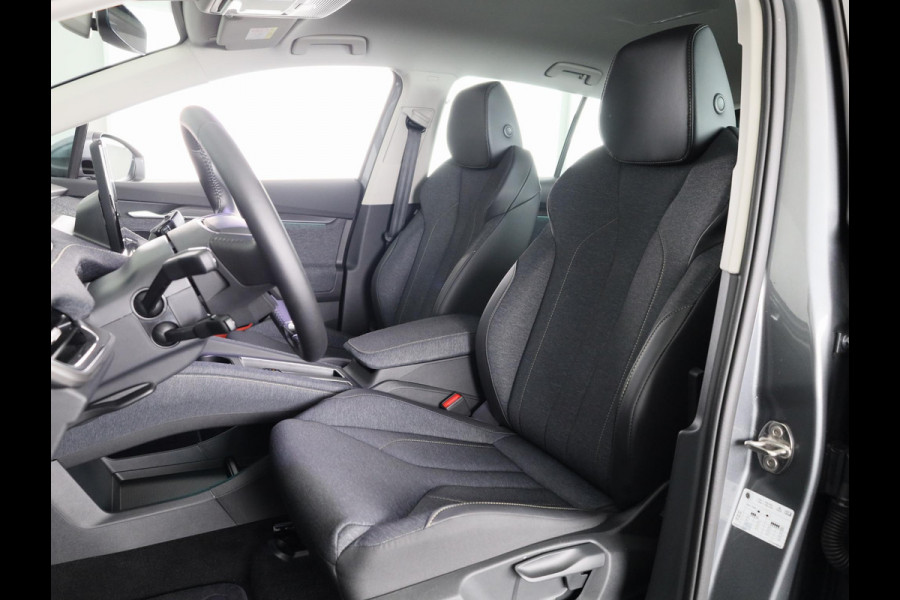 Škoda Elroq 60 Business Edition 204pk | Blind Spot | Navi | Camera | Cruise Control | Park Assist | Stoelverwarming