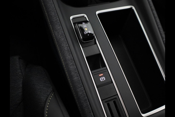Škoda Elroq 60 Business Edition 204pk | Blind Spot | Navi | Camera | Cruise Control | Park Assist | Stoelverwarming