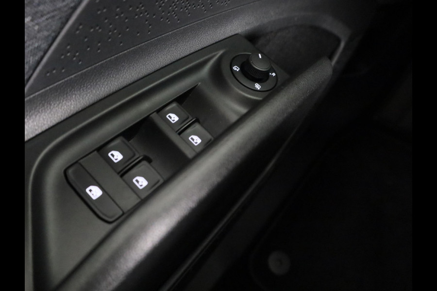 Škoda Elroq 60 Business Edition 204pk | Blind Spot | Navi | Camera | Cruise Control | Park Assist | Stoelverwarming