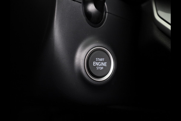 Škoda Elroq 60 Business Edition 204pk | Blind Spot | Navi | Camera | Cruise Control | Park Assist | Stoelverwarming
