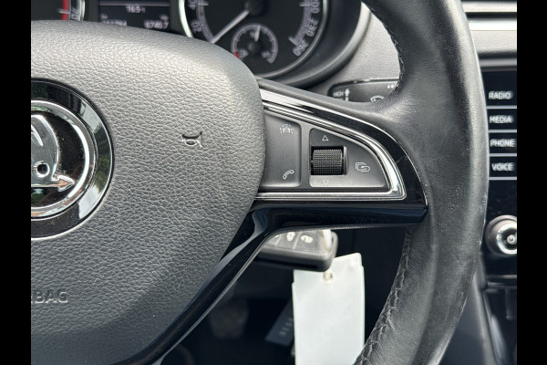 Škoda Octavia Combi 1.0 TSI Ambition Business | NL-auto | Navi | Carplay | Clima | PDC | BTW