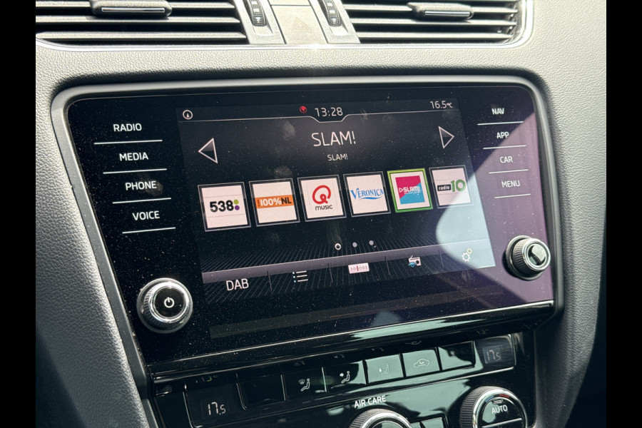 Škoda Octavia Combi 1.0 TSI Ambition Business | NL-auto | Navi | Carplay | Clima | PDC | BTW