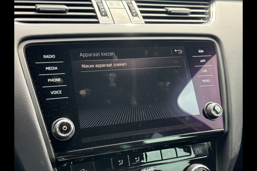 Škoda Octavia Combi 1.0 TSI Ambition Business | NL-auto | Navi | Carplay | Clima | PDC | BTW
