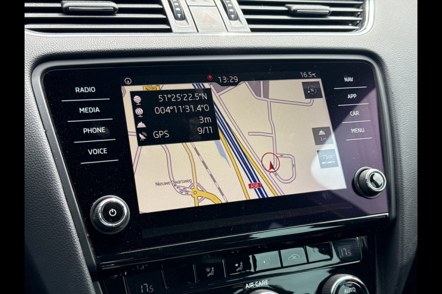 Škoda Octavia Combi 1.0 TSI Ambition Business | NL-auto | Navi | Carplay | Clima | PDC | BTW