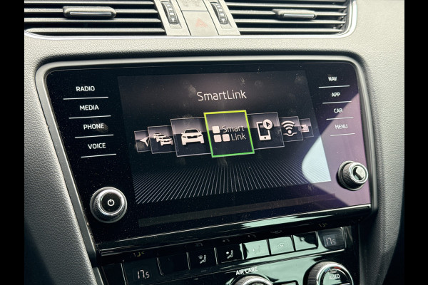 Škoda Octavia Combi 1.0 TSI Ambition Business | NL-auto | Navi | Carplay | Clima | PDC | BTW