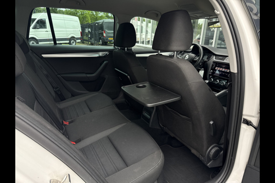 Škoda Octavia Combi 1.0 TSI Ambition Business | NL-auto | Navi | Carplay | Clima | PDC | BTW