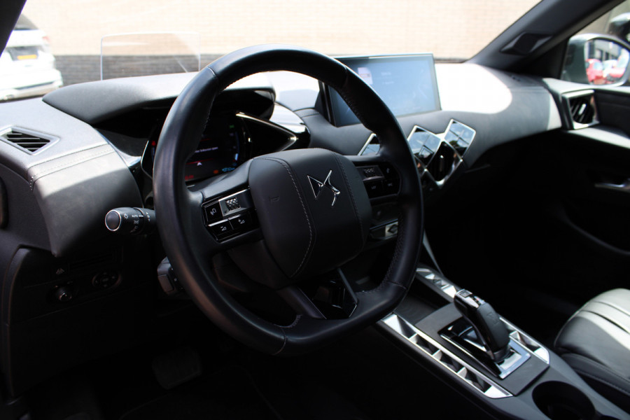 DS DS 3 Crossback E-Tense Performance Line+ 50 kWh | Head-up | Camera | Cruise control | Stoelverwarming
