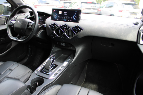 DS DS 3 Crossback E-Tense Performance Line+ 50 kWh | Head-up | Camera | Cruise control | Stoelverwarming