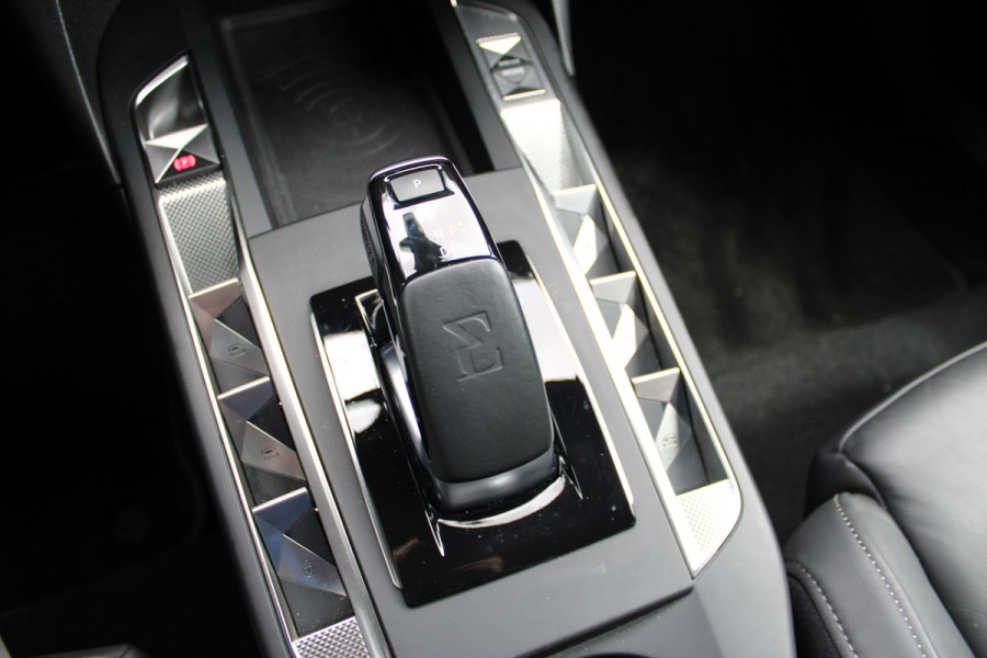 DS DS 3 Crossback E-Tense Performance Line+ 50 kWh | Head-up | Camera | Cruise control | Stoelverwarming