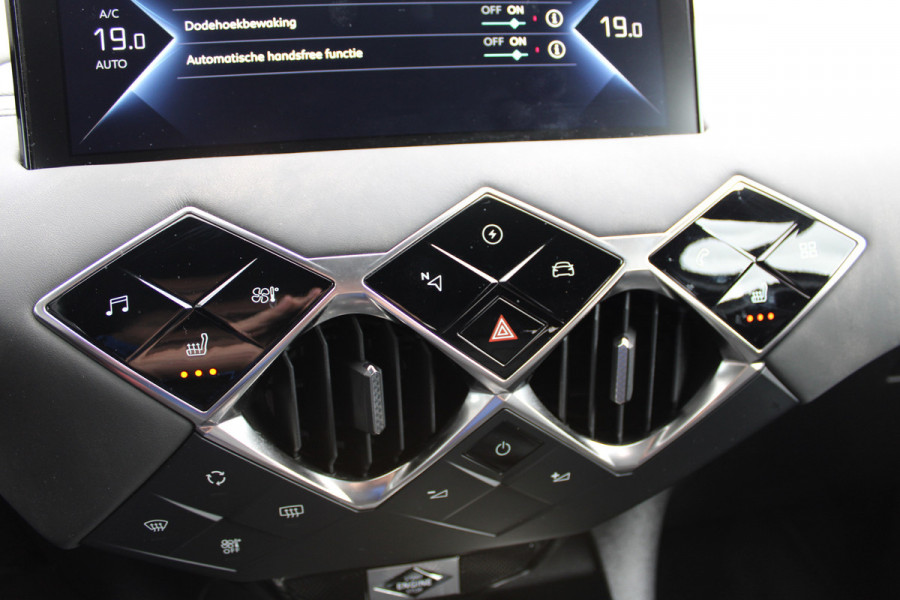 DS DS 3 Crossback E-Tense Performance Line+ 50 kWh | Head-up | Camera | Cruise control | Stoelverwarming