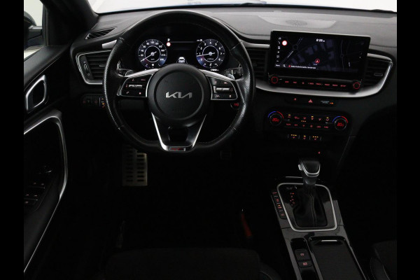 Kia Ceed 1.5 T-GDi GT-Line | Panoramadak | Stoel & stuurverwarming | Adaptive cruise | Trekhaak | Leder/Alcantara | Carplay | Camera | Digital Cockpit | Full LED