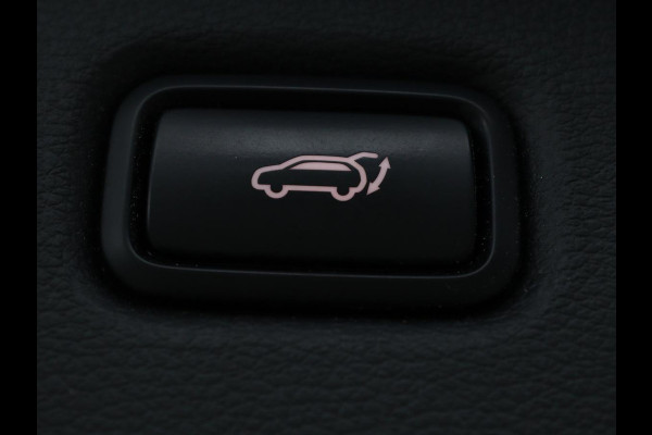 Kia Ceed 1.5 T-GDi GT-Line | Panoramadak | Stoel & stuurverwarming | Adaptive cruise | Trekhaak | Leder/Alcantara | Carplay | Camera | Digital Cockpit | Full LED