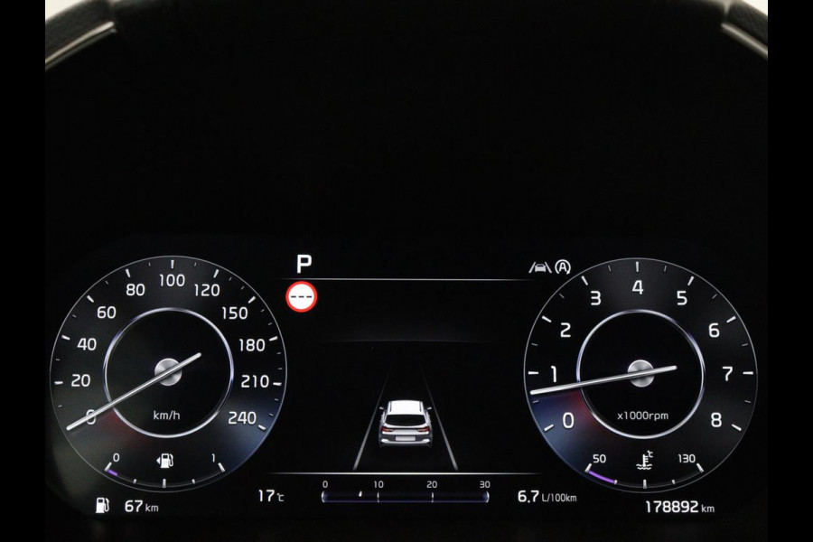 Kia Ceed 1.5 T-GDi GT-Line | Panoramadak | Stoel & stuurverwarming | Adaptive cruise | Trekhaak | Leder/Alcantara | Carplay | Camera | Digital Cockpit | Full LED