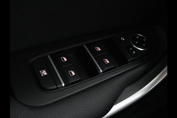 Kia Ceed 1.5 T-GDi GT-Line | Panoramadak | Stoel & stuurverwarming | Adaptive cruise | Trekhaak | Leder/Alcantara | Carplay | Camera | Digital Cockpit | Full LED