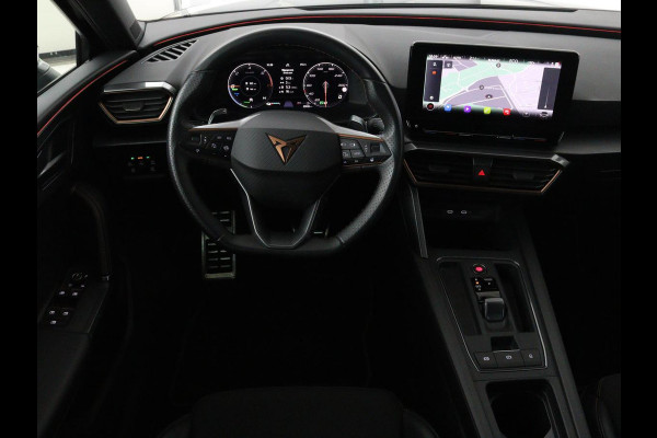 CUPRA Leon 1.4 e-Hybrid | Stoel & stuurverwarming | Camera | Adaptive cruise | Sfeerverlichting | Navigatie | Keyless | Full LED | Park Assist | PHEV