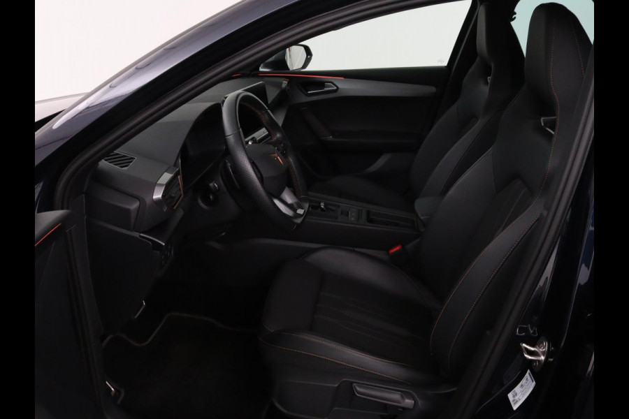 CUPRA Leon 1.4 e-Hybrid | Stoel & stuurverwarming | Camera | Adaptive cruise | Sfeerverlichting | Navigatie | Keyless | Full LED | Park Assist | PHEV