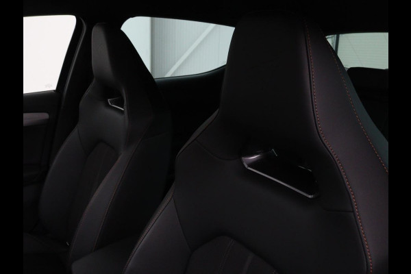 CUPRA Leon 1.4 e-Hybrid | Stoel & stuurverwarming | Camera | Adaptive cruise | Sfeerverlichting | Navigatie | Keyless | Full LED | Park Assist | PHEV