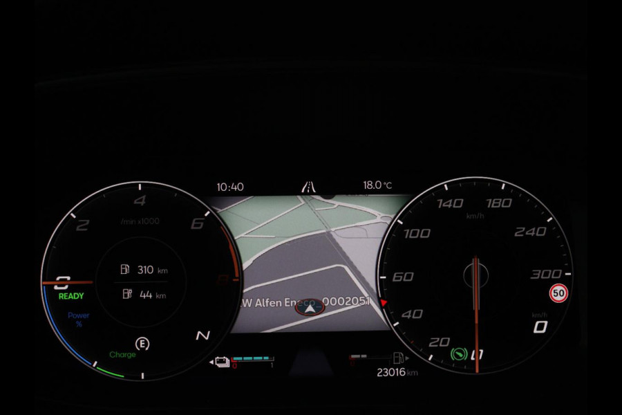 CUPRA Leon 1.4 e-Hybrid | Stoel & stuurverwarming | Camera | Adaptive cruise | Sfeerverlichting | Navigatie | Keyless | Full LED | Park Assist | PHEV