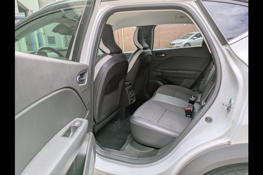 Renault Captur 1.3 TCe 140 Intens Aut.|Groot-Navi|Adapt.Cruise|Stoel/Stuurverwarming|Lane-Assist|Keyless-Entry/Go|Camera