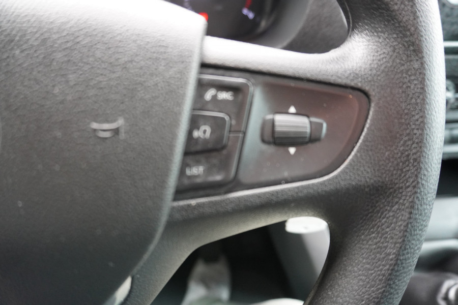 Fiat Scudo 2.0 MultiJet L2H1 145PK SX Schuifdeur links en rechts nr.V049 | Airco | Cruise | Navi | Camera