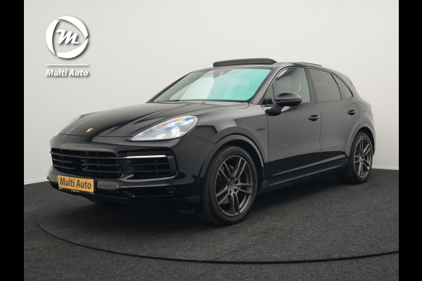 Porsche Cayenne 3.0 E-Hybrid Plug In Hybrid 462pk Dealer O.H PHEV | Panodak | Luchtvering | 4 Wiel Besturing | PDLS+ | Adaptive Cruise | Sportchrono | Softclose |21"L.M |  14 Weg Lederen Sportstoelen & Memory |