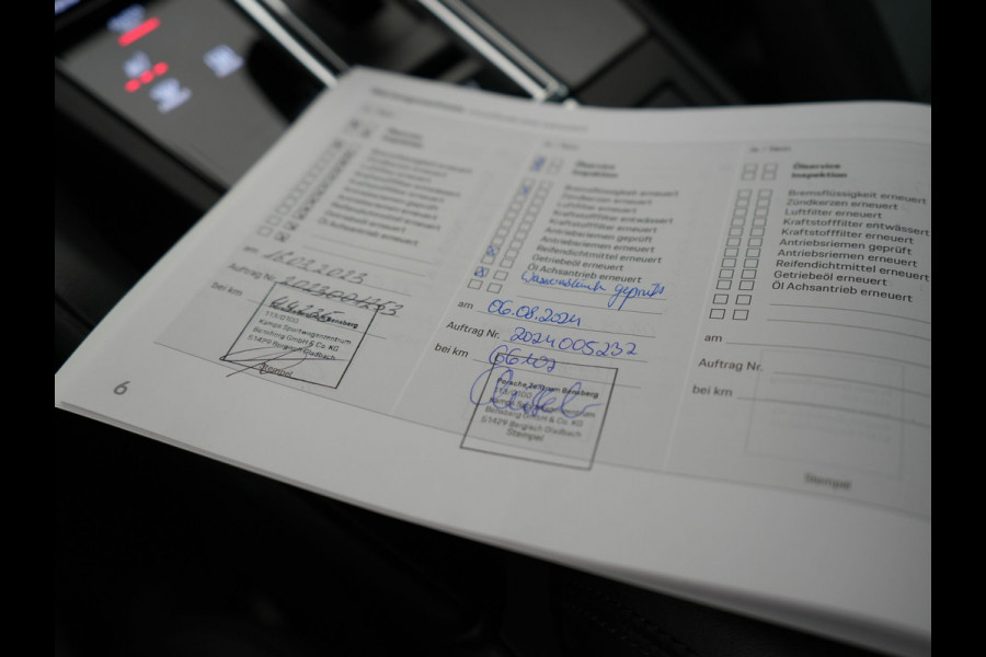 Porsche Cayenne 3.0 E-Hybrid Plug In Hybrid 462pk Dealer O.H PHEV | Panodak | Luchtvering | 4 Wiel Besturing | PDLS+ | Adaptive Cruise | Sportchrono | Softclose |21"L.M |  14 Weg Lederen Sportstoelen & Memory |