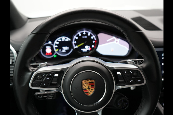 Porsche Cayenne 3.0 E-Hybrid Plug In Hybrid 462pk Dealer O.H PHEV | Panodak | Luchtvering | 4 Wiel Besturing | PDLS+ | Adaptive Cruise | Sportchrono | Softclose |21"L.M |  14 Weg Lederen Sportstoelen & Memory |