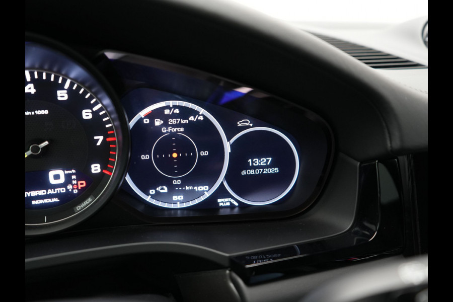 Porsche Cayenne 3.0 E-Hybrid Plug In Hybrid 462pk Dealer O.H PHEV | Panodak | Luchtvering | 4 Wiel Besturing | PDLS+ | Adaptive Cruise | Sportchrono | Softclose |21"L.M |  14 Weg Lederen Sportstoelen & Memory |
