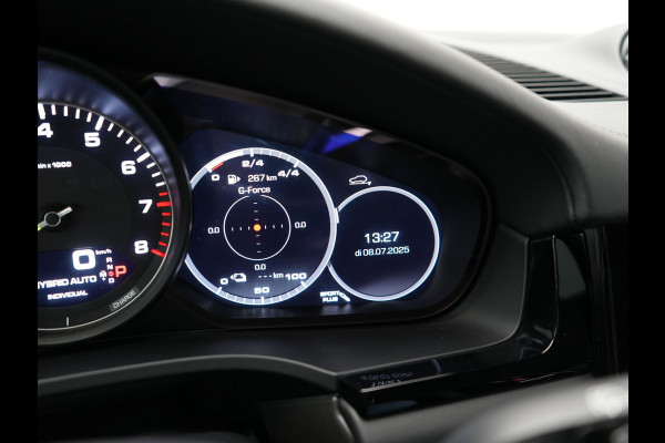 Porsche Cayenne 3.0 E-Hybrid Plug In Hybrid 462pk Dealer O.H PHEV | Panodak | Luchtvering | 4 Wiel Besturing | PDLS+ | Adaptive Cruise | Sportchrono | Softclose |21"L.M |  14 Weg Lederen Sportstoelen & Memory |