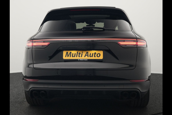 Porsche Cayenne 3.0 E-Hybrid Plug In Hybrid 462pk Dealer O.H PHEV | Panodak | Luchtvering | 4 Wiel Besturing | PDLS+ | Adaptive Cruise | Sportchrono | Softclose |21"L.M |  14 Weg Lederen Sportstoelen & Memory |