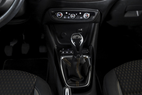 Opel Crossland X 1.2 Turbo 110 PK Innovation | Cruise | LED | Afn. Trekhaak | PDC | NAV + App. Connect | ECC | DAB | LM 16" |