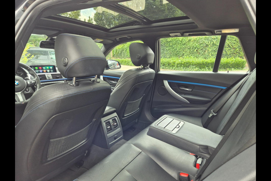 BMW 3 Serie Touring 320i High Executive M Sport Panorama Apple CarPlay Trekhaak NAP APK Rijklaar