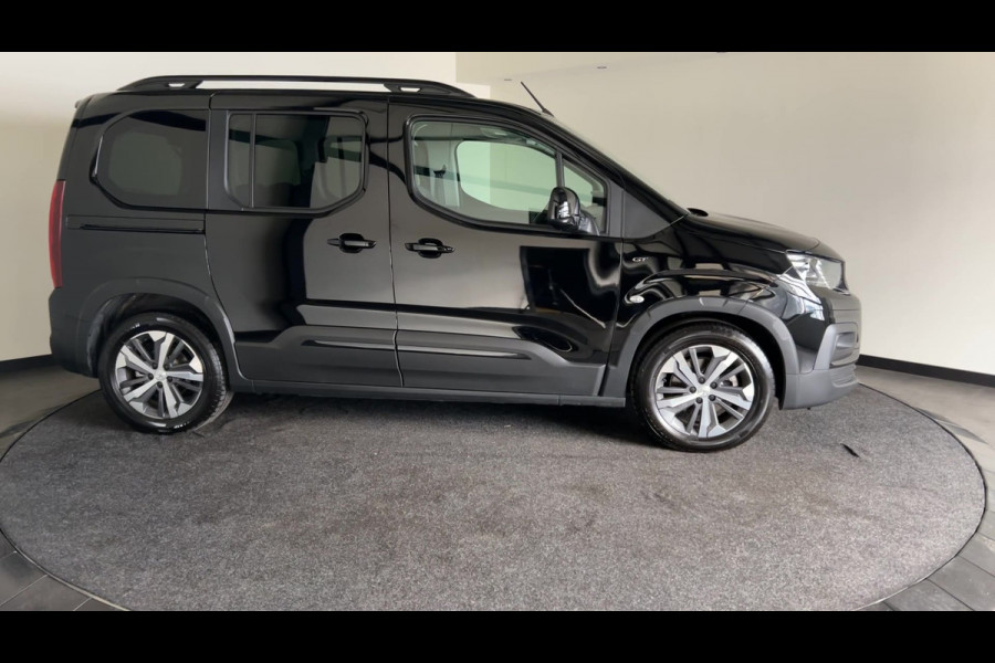 Peugeot e-Rifter EV GT L1 50 kWh | 5231km | 3-fase lader | Navigatie | camera | Soh (batterijcheck) 98,8 %