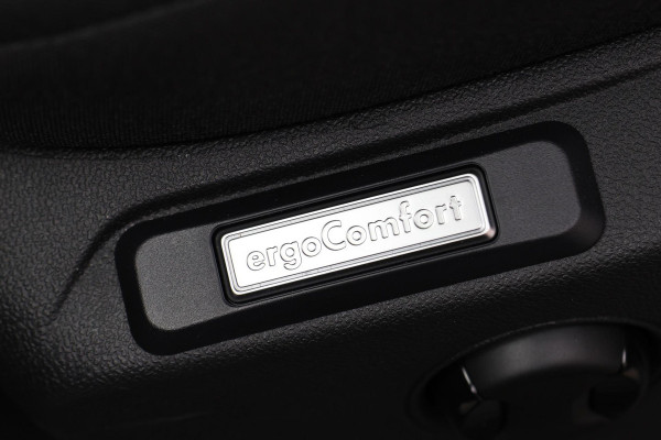 Volkswagen Caddy Cargo 2.0 TDI DSG R-Line | LED | Camera | CarPlay | DAB | Trekhaak | Keyless Go | Fabrieksgarantie