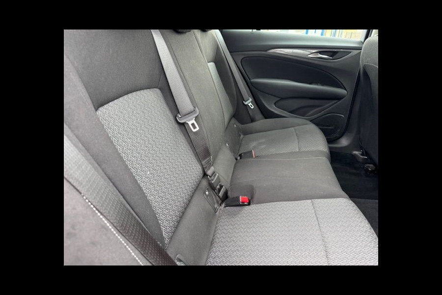 Opel Insignia Sports Tourer 1.6 CDTI Business+ Airco/ECC,Cruisecontrol,Navigatie EXPORT PRIJS