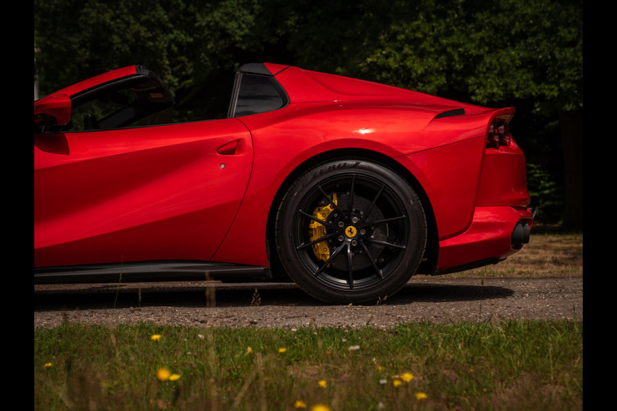 Ferrari 812 GTS 6.5 V12 HELE | Rosso F1 2007 | Full carbon! | 1st owner | Racing Seats