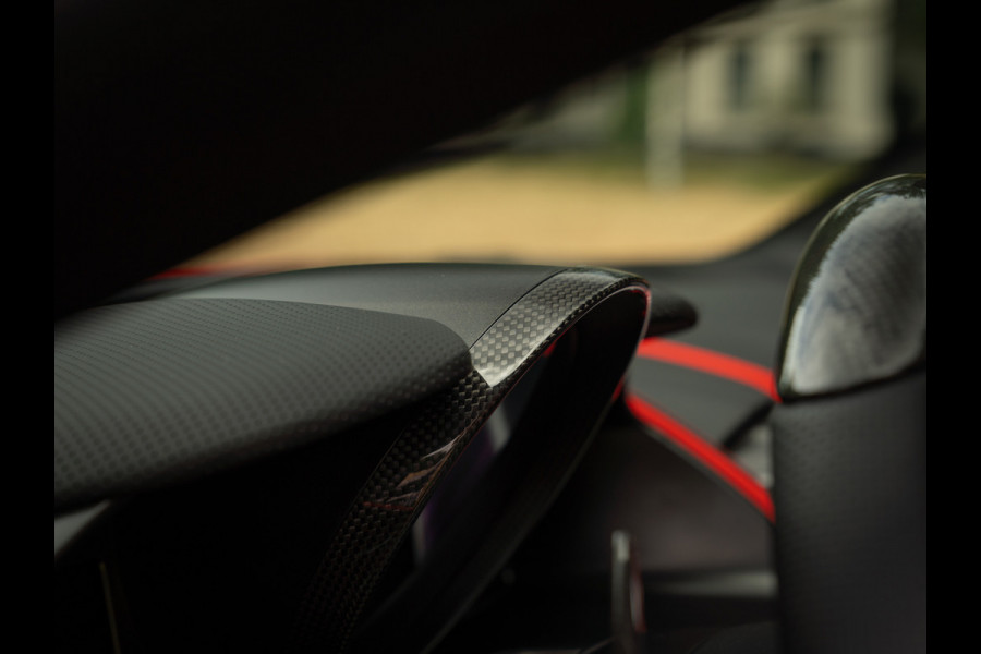 Ferrari 812 GTS 6.5 V12 HELE | Rosso F1 2007 | Full carbon! | 1st owner | Racing Seats
