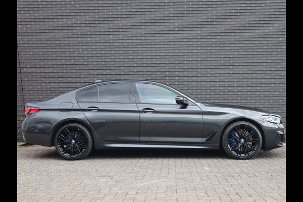 BMW 5 Serie 545e xDrive M sport | Head Up | Comfortleder + Memory |  Schuif-/kanteldak |