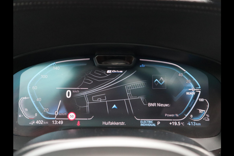 BMW 5 Serie 545e xDrive M sport | Head Up | Comfortleder + Memory |  Schuif-/kanteldak |